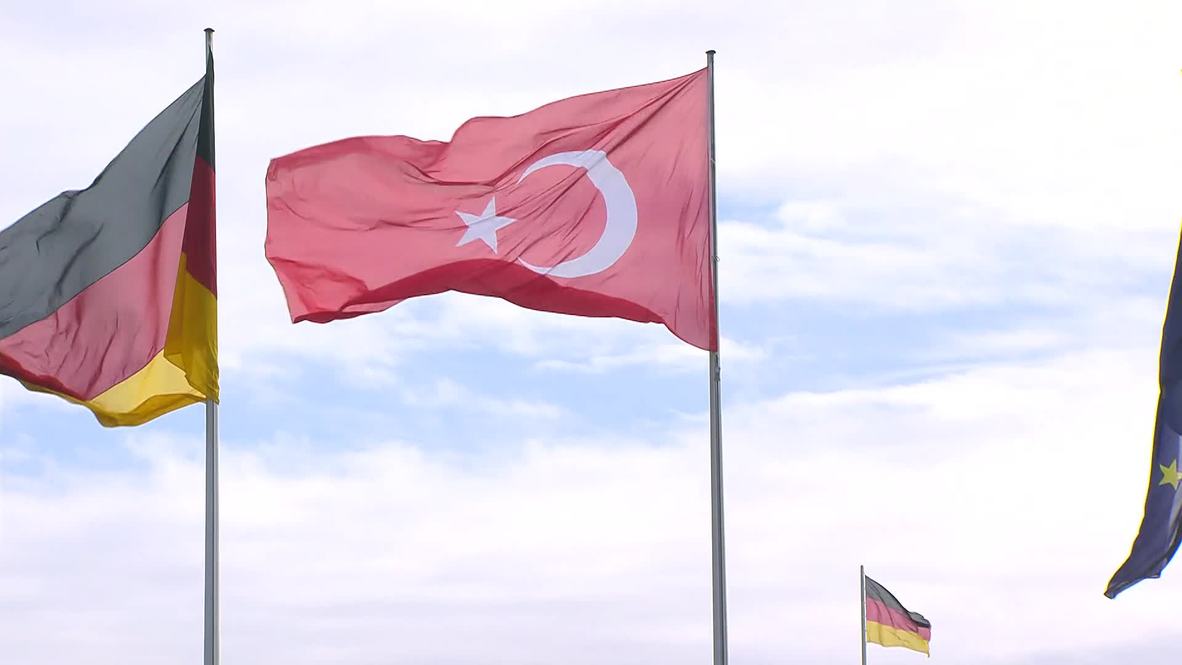 Germany: Erdogan arrives for meeting with Merkel