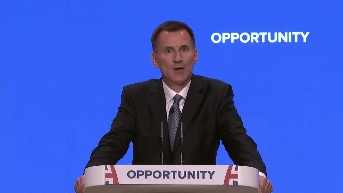 UK: Hunt compares EU with 'Soviet prison' at Conservative conference