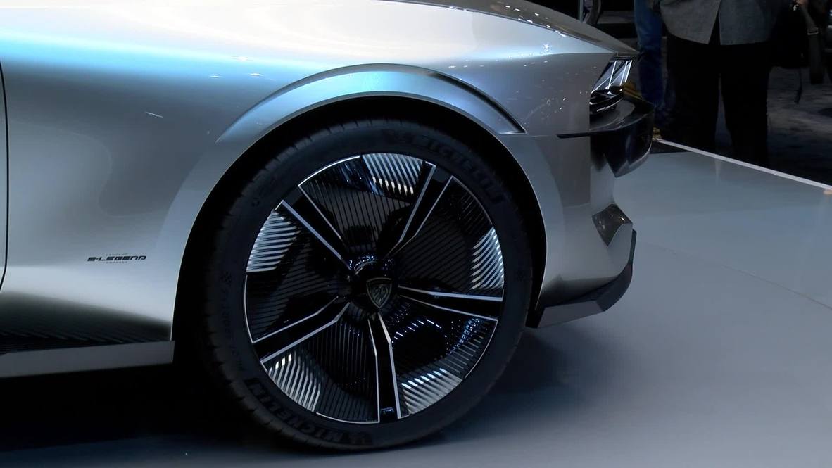 France: Peugeot shows off 'sexy' E-Legend concept at Paris Motor Show