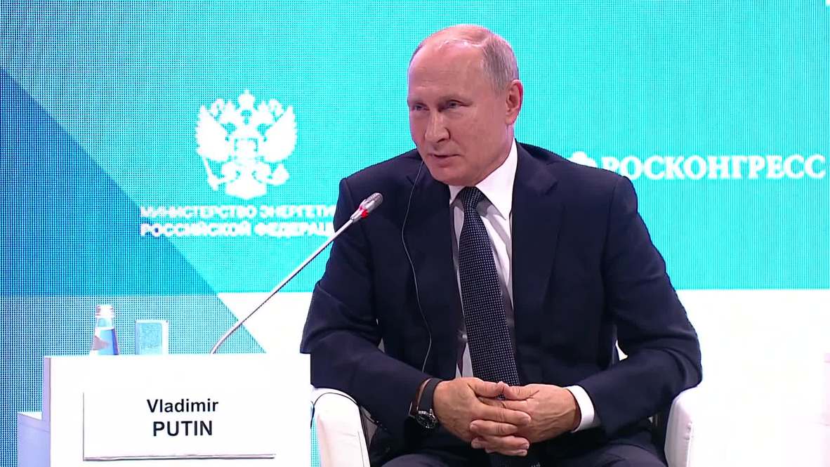 Russia: ‘He's just a scumbag’ - Putin on Skripal