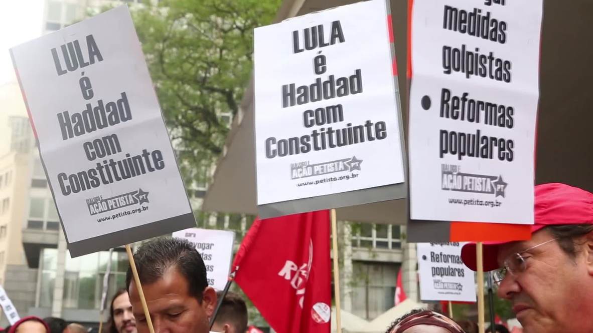Brasil: Partidarios de Haddad marchan por Sao Paulo antes de las elecciones del domingo