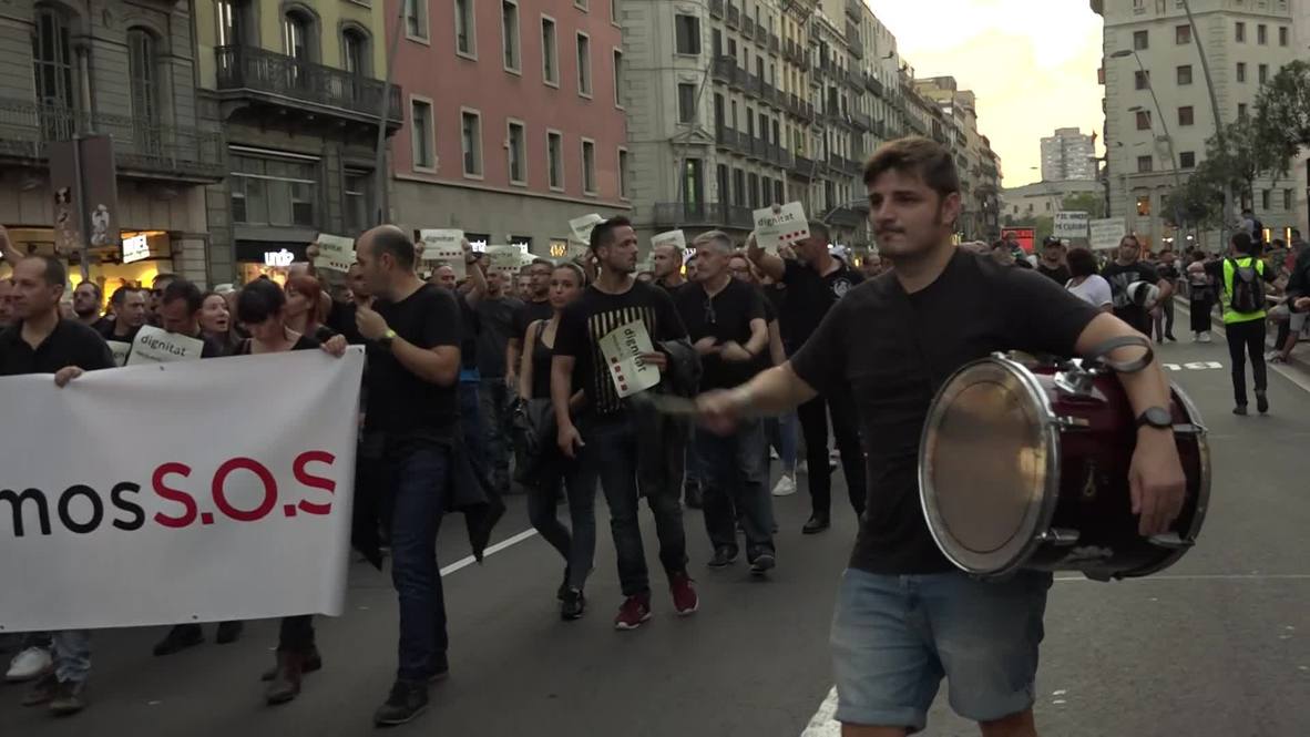 Spain: Catalan police demand justice and better pay in Barcelona