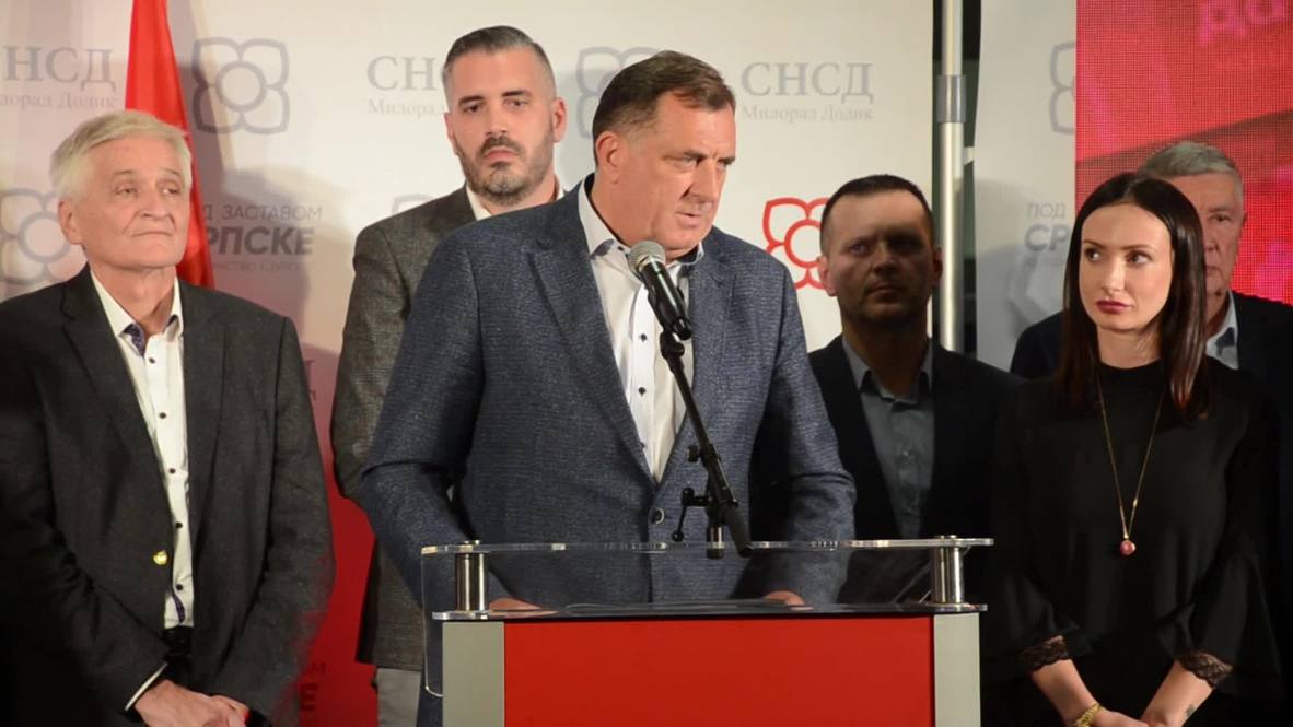Bosnia and Herzegovina: Serb leader Dodik wins seat in Bosnia's presidency