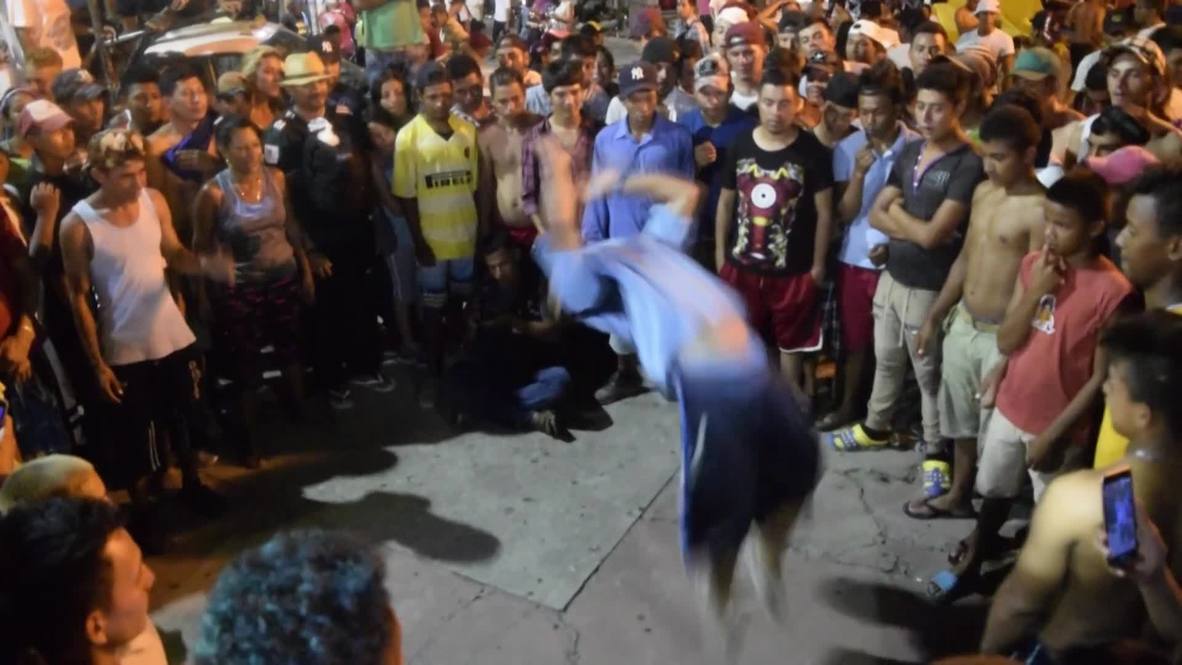 México: Los migrantes que forman la caravana rumbo a EE.UU. bailaron y cantaron para olvidar las penurias del viaje