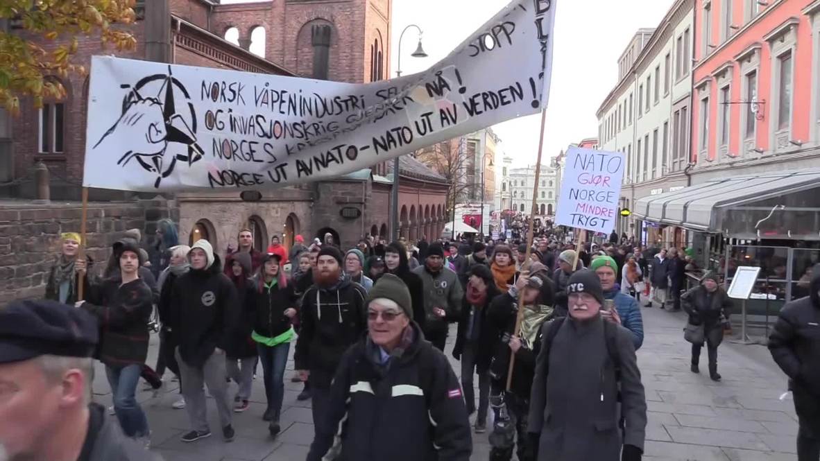 Norway: NATO drills draw protests in Oslo