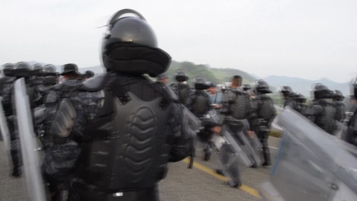 Mexico: Police abandon blockade of migrant caravan