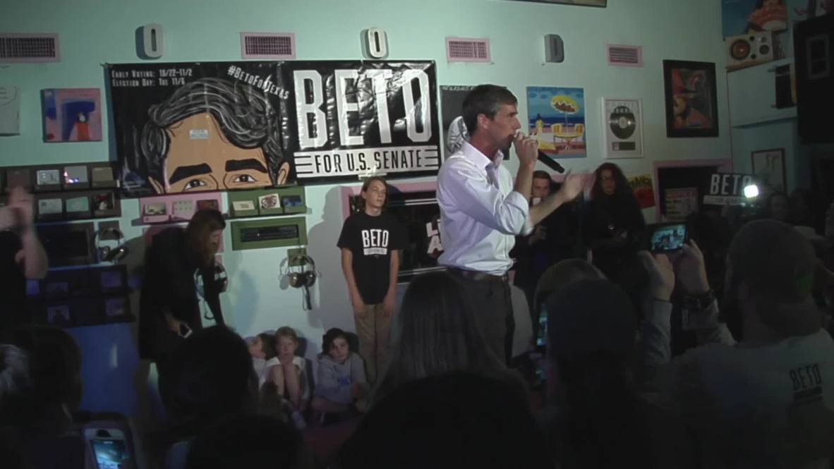 USA: O'Rourke pledges immigration revamp on midterms home straight