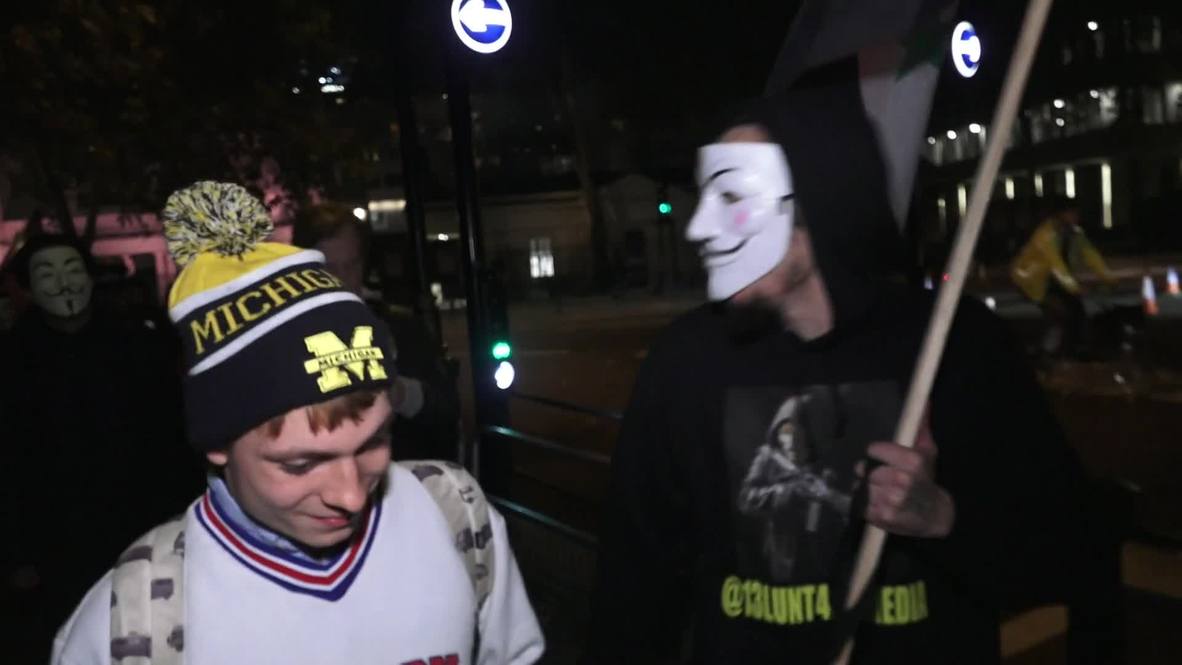 Reino Unido: Activistas realizan la 'Marcha del Millón de Máscaras' de Anonymous en Londres