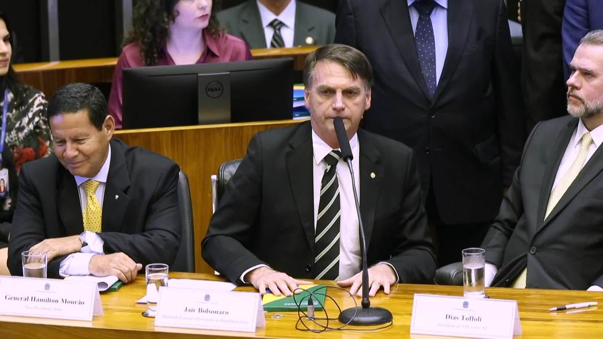 Brazil: Bolsonaro celebrates 30th anniversary of Brazil's constitution