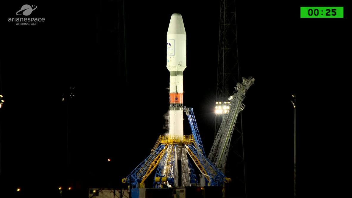 French Guiana: Ariane rocket launches MetOp-C meteorological satellite from Kourou