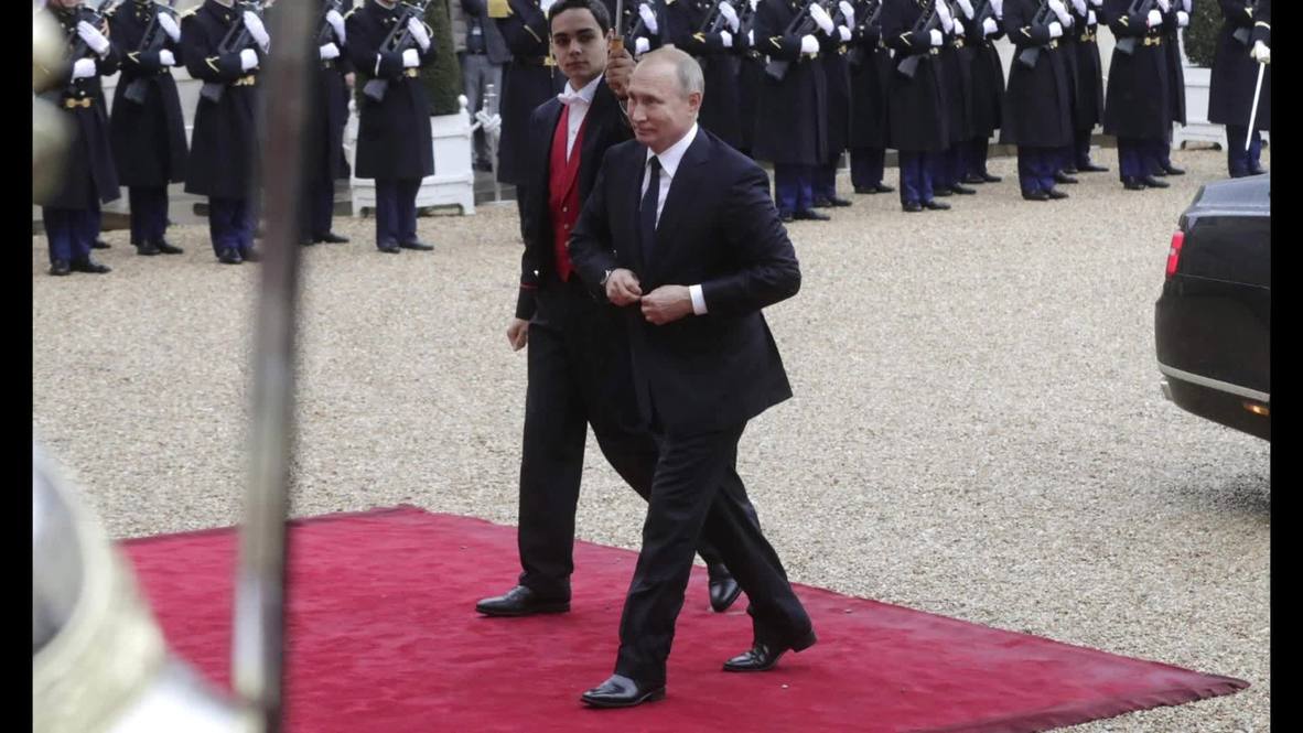 France: Putin attends luncheon at Elysee Palace after WWI Armistice commemorations *STILLS*