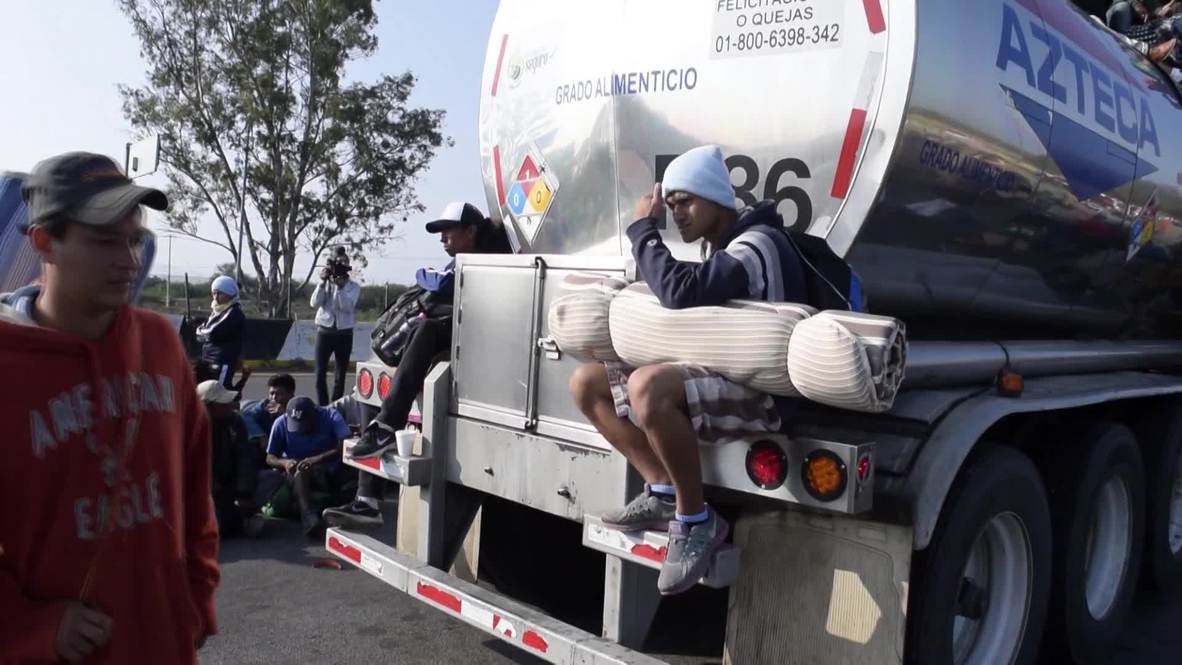 Mexico: Migrant caravan crosses into Guanajuato state