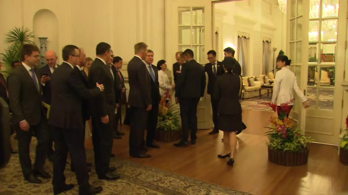 Singapore: ASEAN organisers block overly-keen Russian delegation from entering meeting room