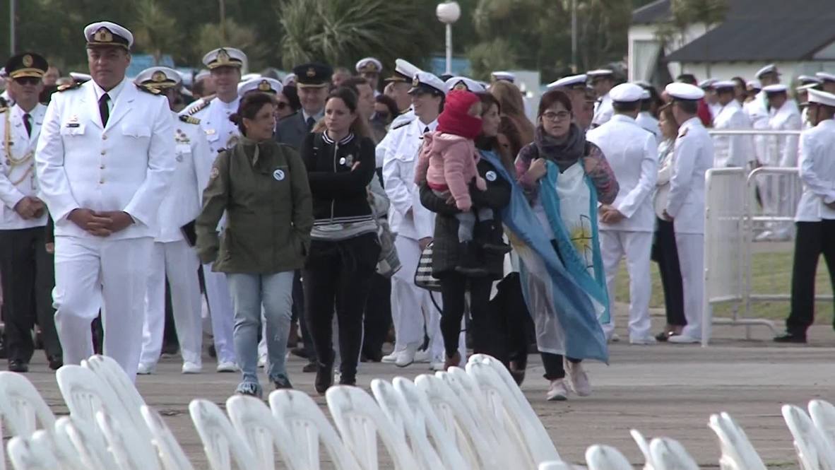 Argentina: Macri asiste al acto por el homenaje al submarino un año después de la tragedia
