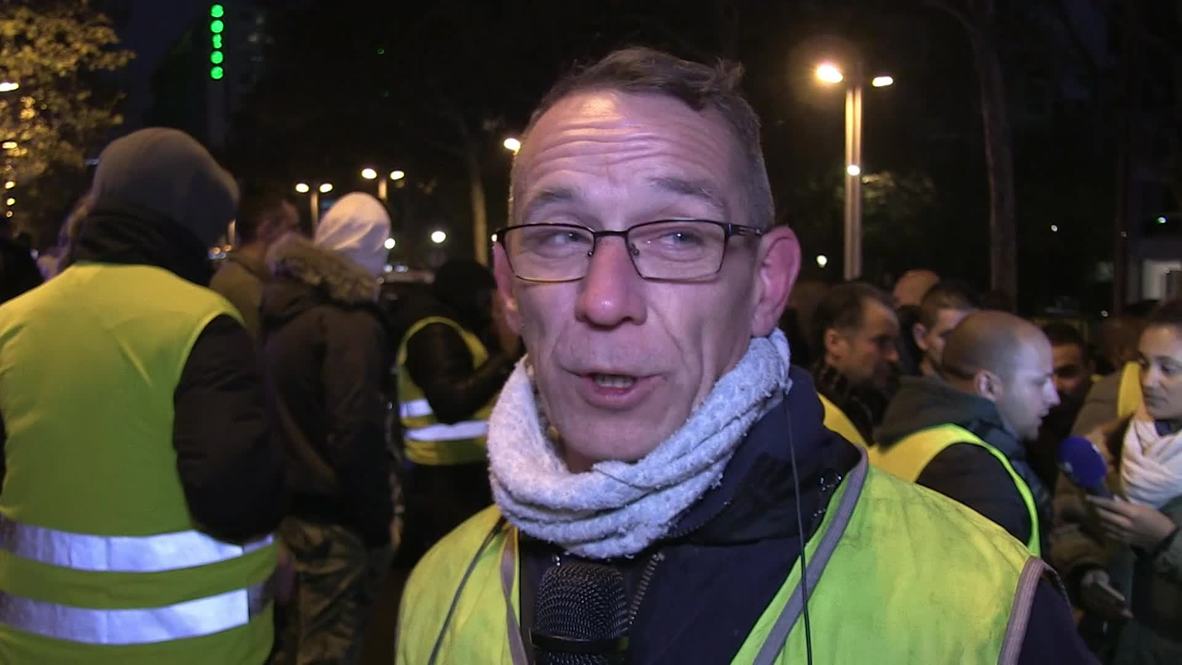 France: 'Yellow vests' block Paris streets over high fuel taxes
