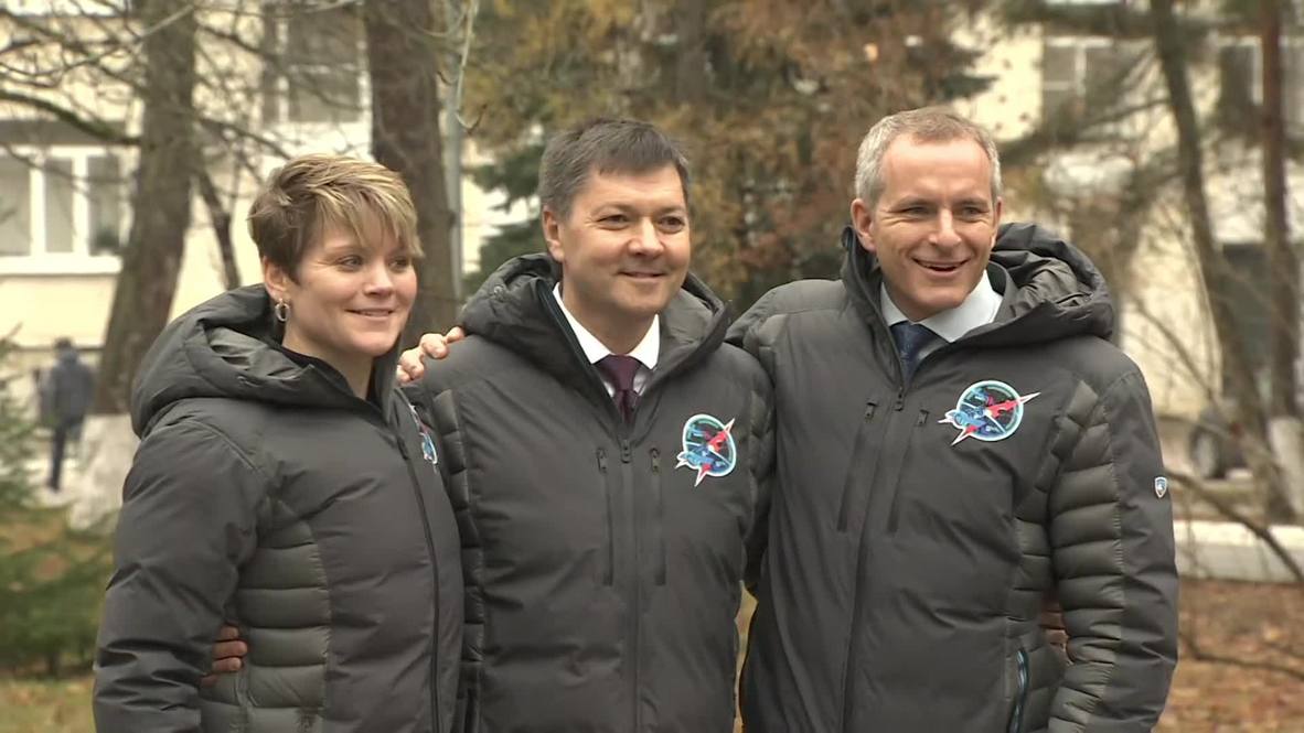 Russia: Expedition 58/59 crew bid farewell to families ahead of ISS mission