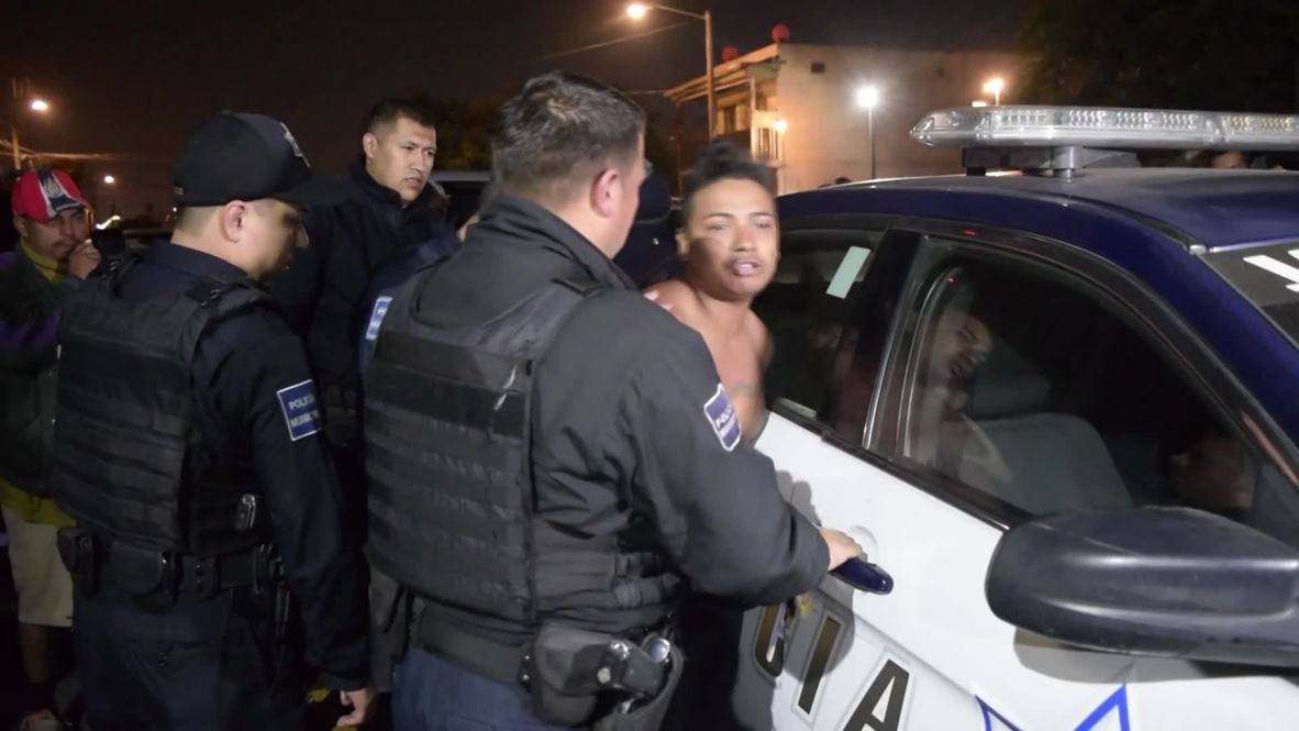 México: Continúan los arrestos en el campamento de de migrantes en Tijuana