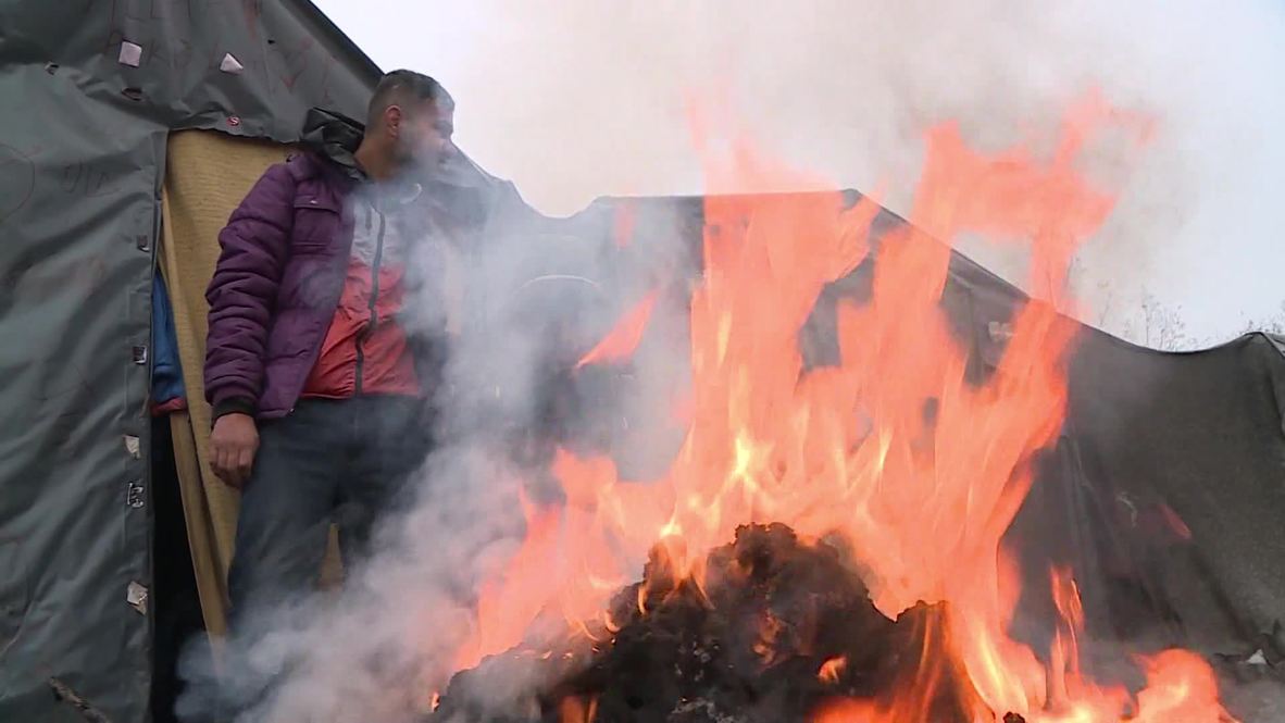 Bosnia and Herzegovina: Mass brawl as migrants resist transport to new centre