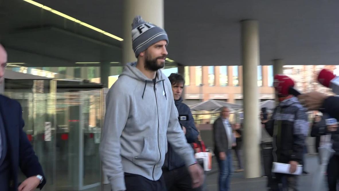 España: El defensa del FC Barcelona Gerard Piqué es multado con 48.000 € por conducir sin carnet