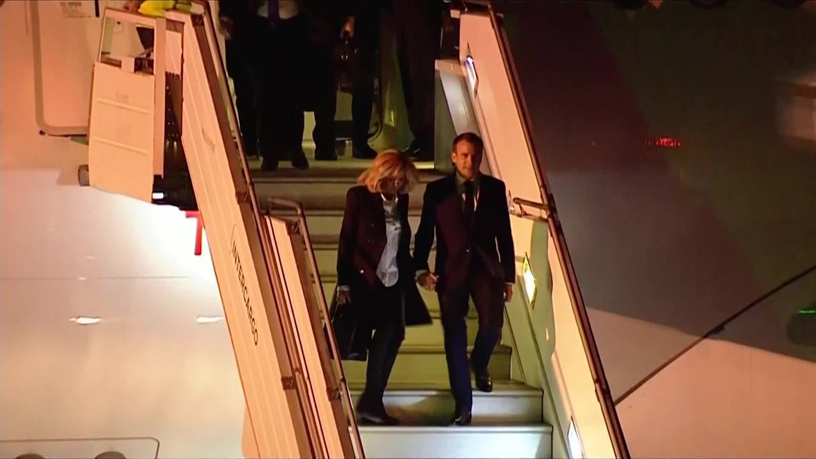Argentina: Macron greeted by airport employee in ‘yellow vest’ after arriving for G20