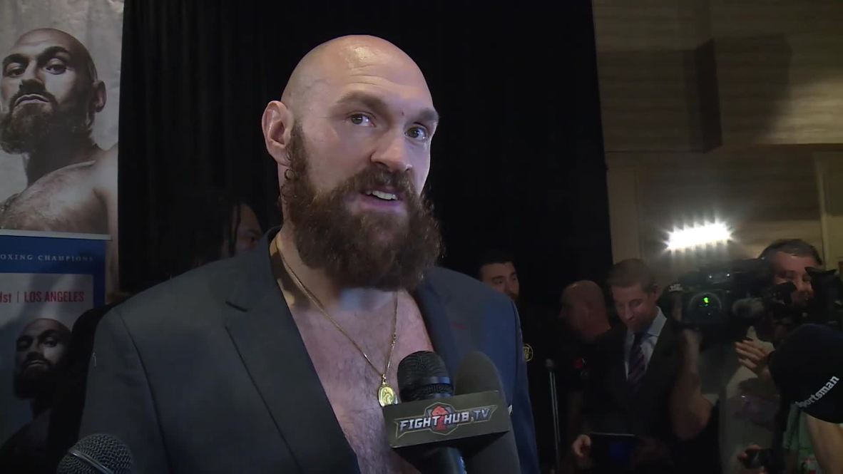 USA: Melee erupts at Fury vs Wilder staredown