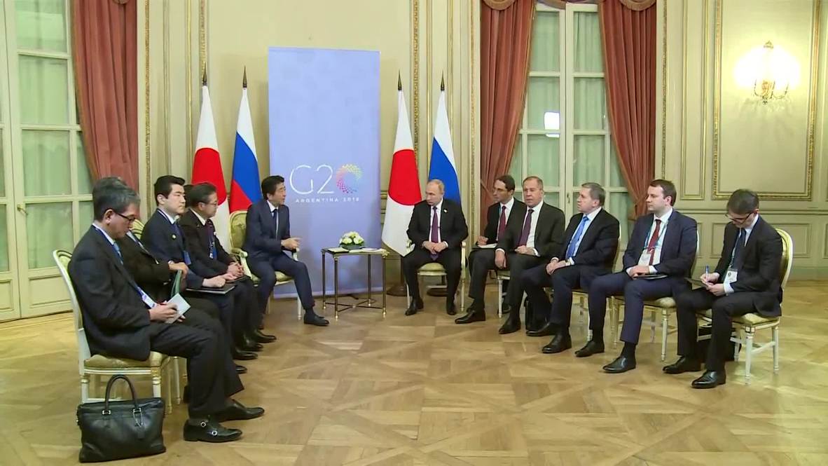 Argentina: Putin and Abe discuss bilateral relations and peace treaty at G20
