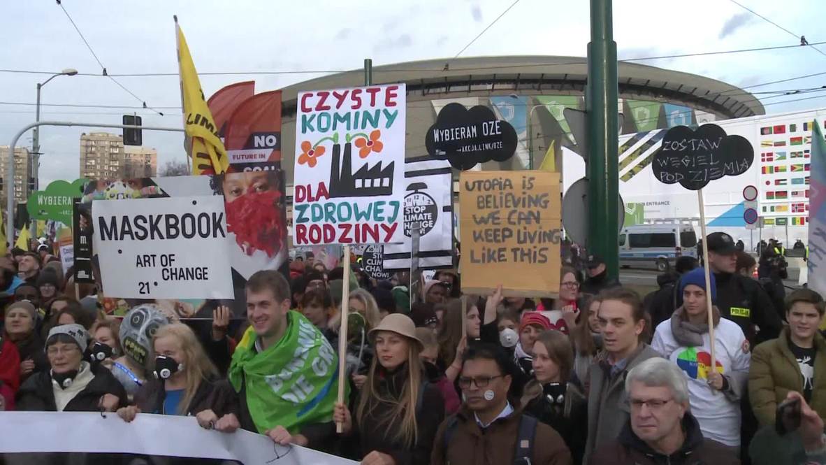 Poland: Protesters call for action on climate change outside UN summit