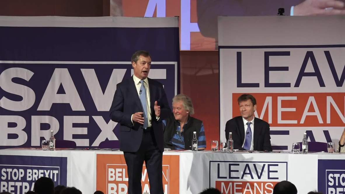 UK: Farage denounces Jean-Claude Juncker's 'nebulous' Brexit comment