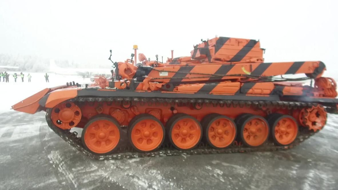 TANKS for helping! New armoured recovery vehicle comes to planes’ rescue in Moscow
