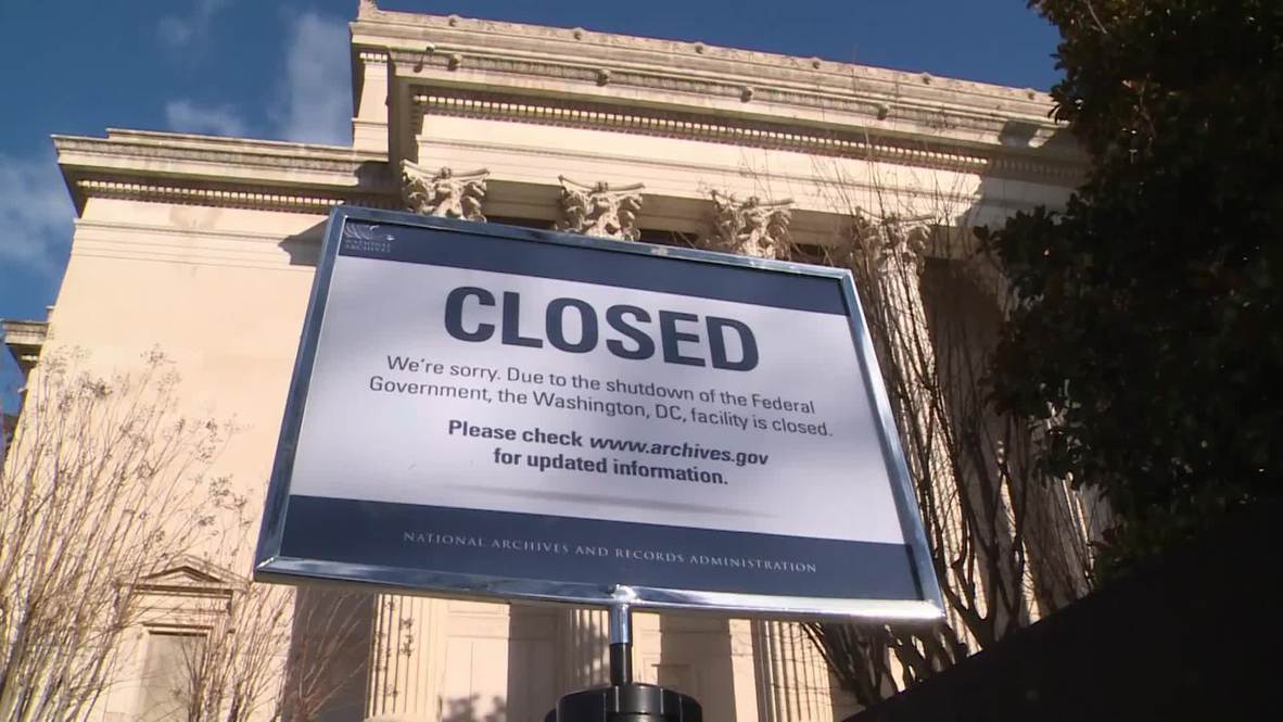 USA: Government partially shuts down over border wall dispute