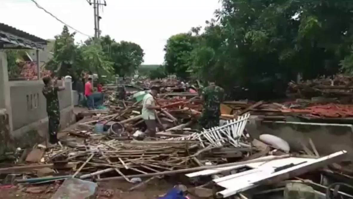 Indonesia: Tsunami deja 168 muertos tras erupción del Krakatoa