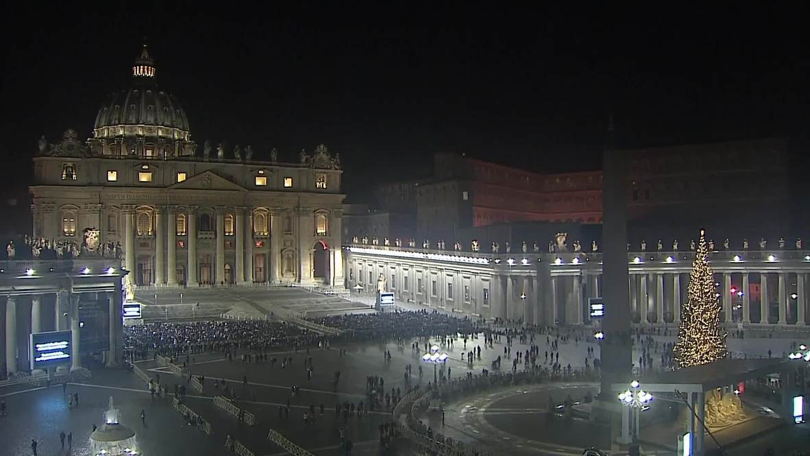 Santa Sede: El Papa Francisco dirige la misa de Navidad en la Basílica de San Pedro