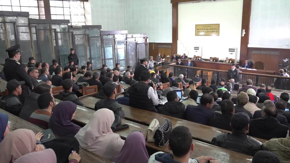 Egipto: Mubarak testifica en el nuevo juicio de Morsi en El Cairo