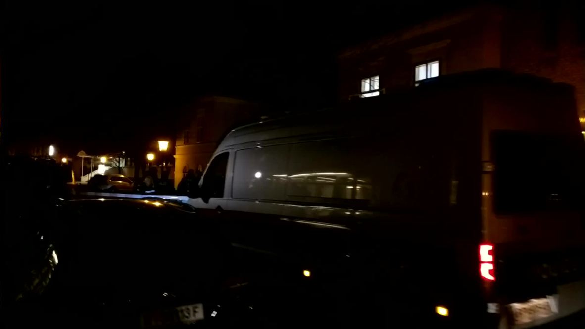 Austria: Manhunt after monks injured in robbery on Vienna church