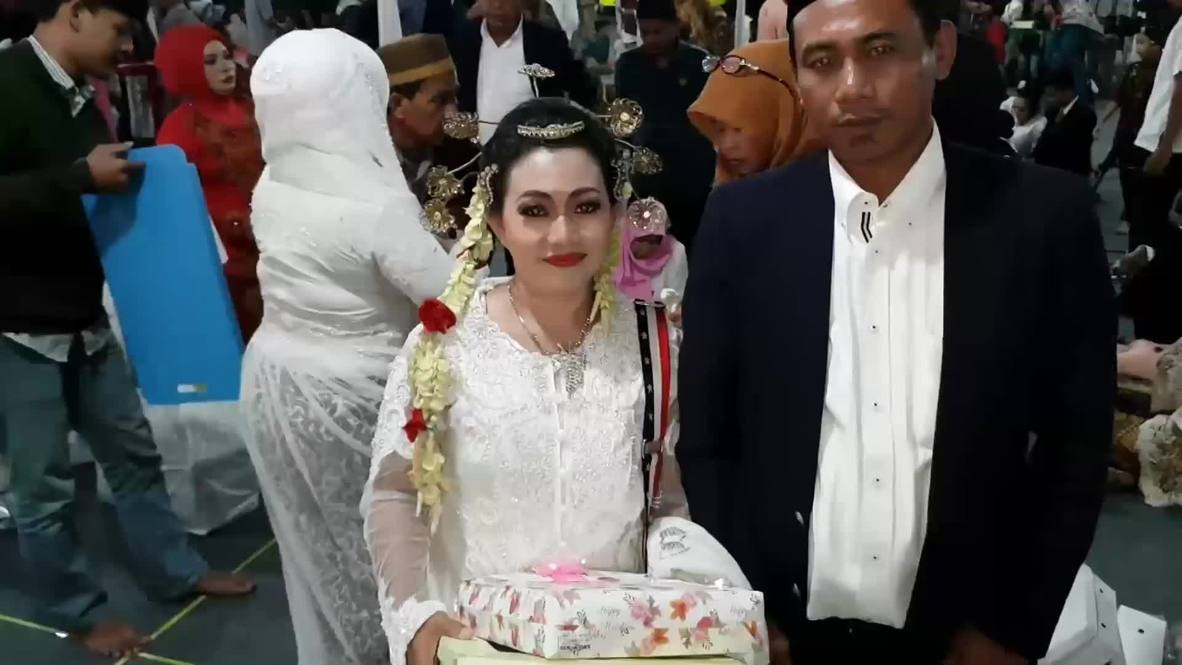 Indonesia: Boda masiva anual para recibir el Año Nuevo en Yakarta