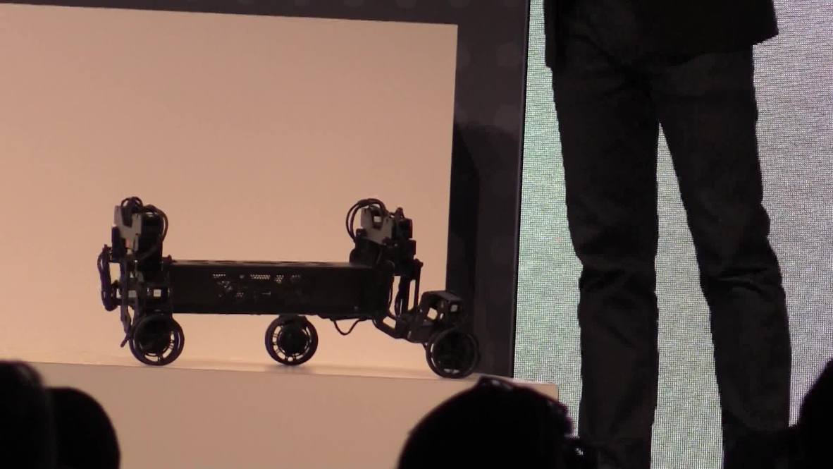 USA: Hyundai amazes CES with the Elevate 'walking' car