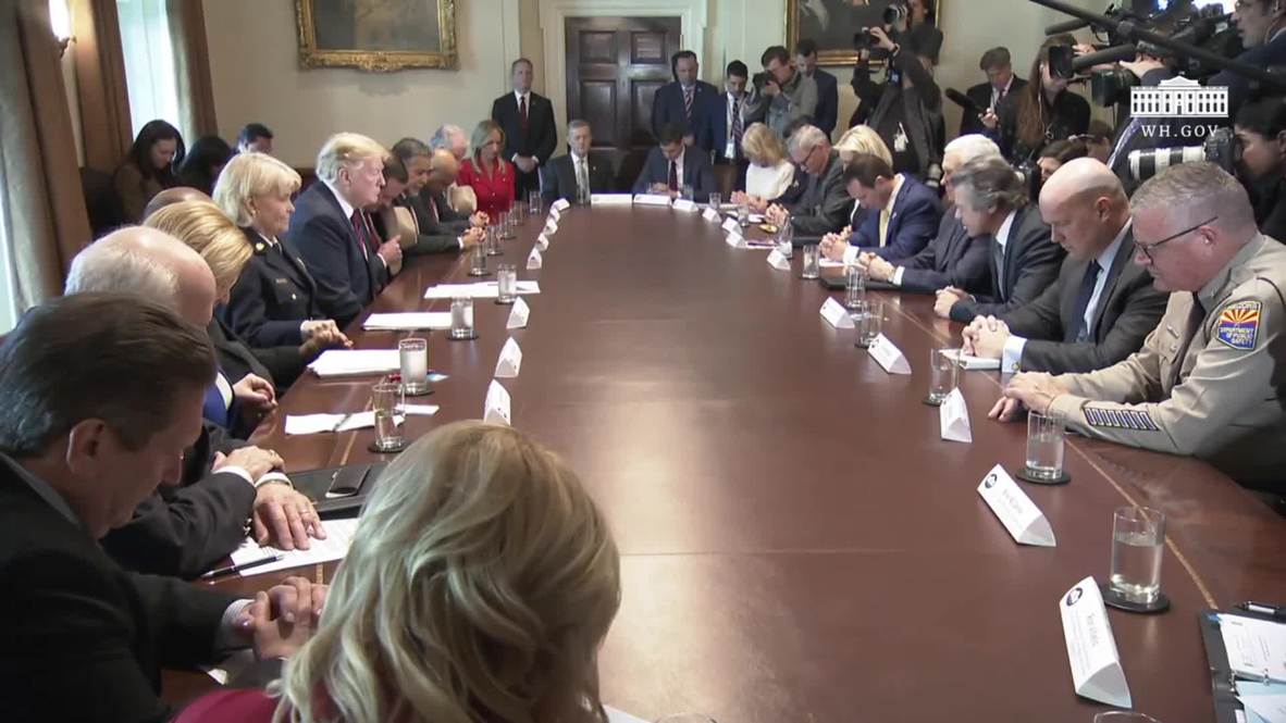USA: Trump backs away from declaring 'easy' national emergency