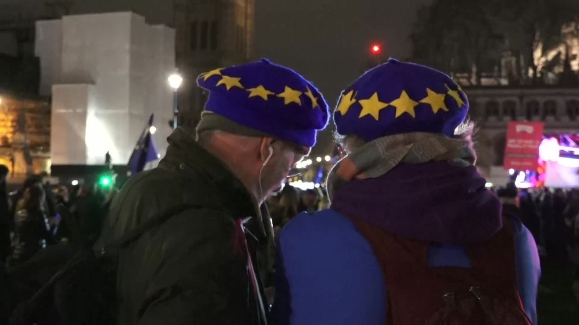 UK: Thousands rally against Brexit as May's deal voted down