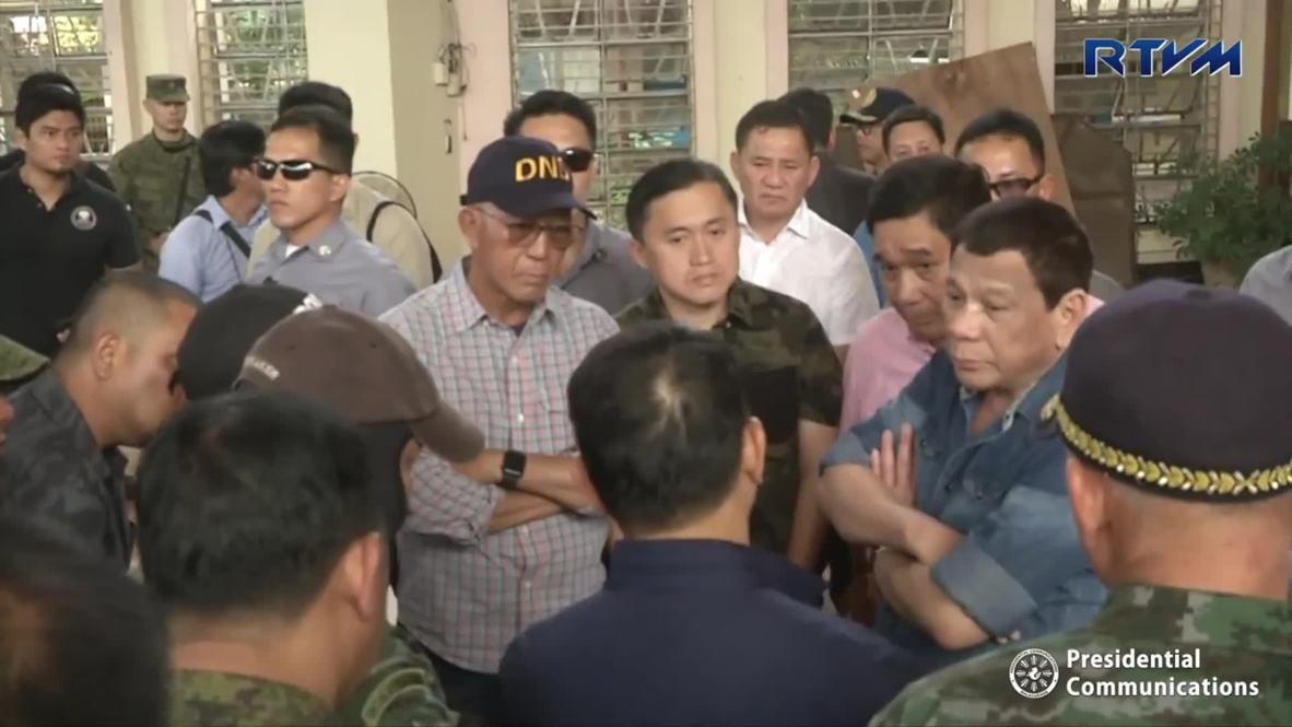 Filipinas: Duterte visita la catedral de Jolo tras el atentado