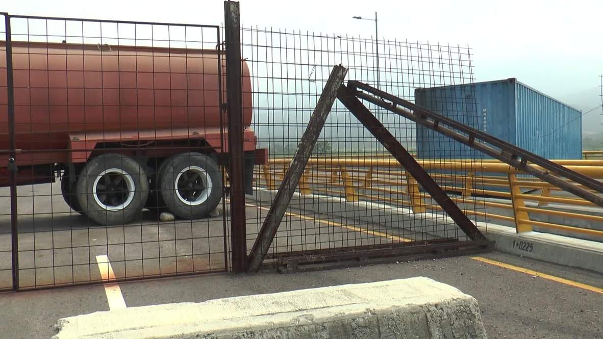 Colombia: Venezuela bloquea el puente donde se espera que llegue la ayuda humanitaria