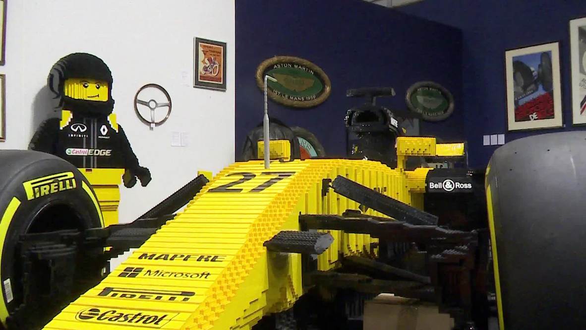 Subastan un Renault F1 hecho de LEGO