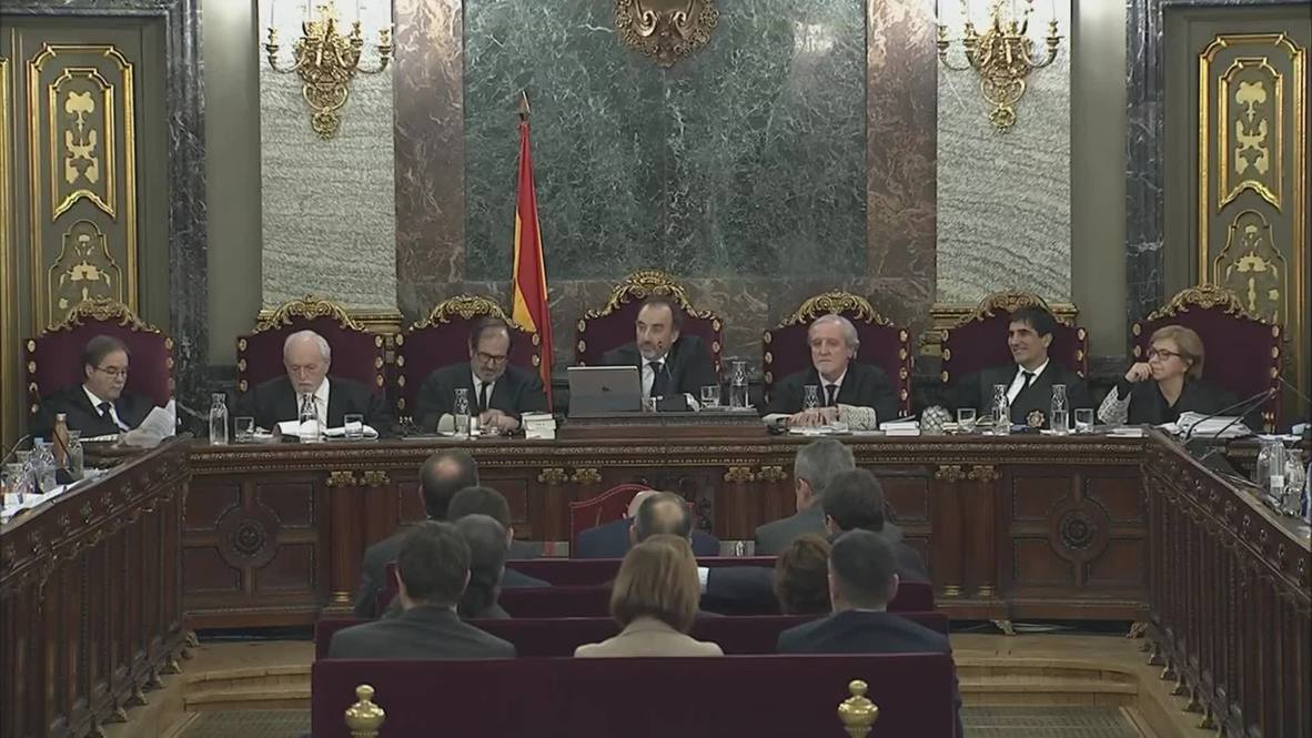 España: Comienza el juicio a 12 líderes separatistas catalanes