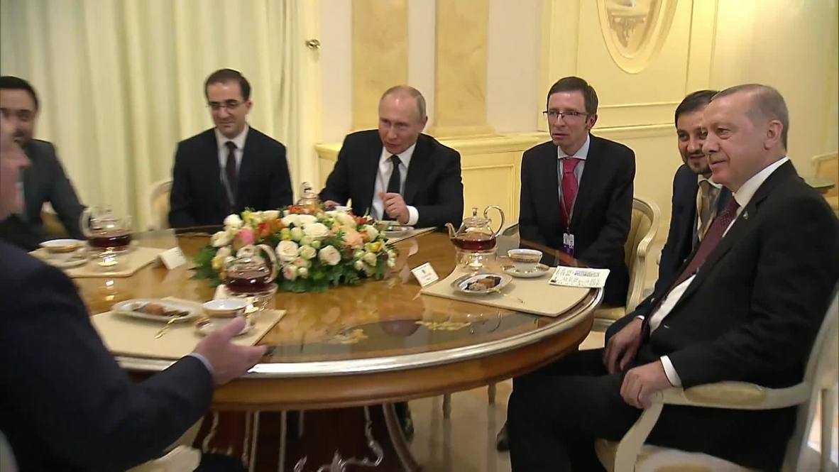 Russia: Presidents of Russia, Belarus, Iran and Turkey chat over tea