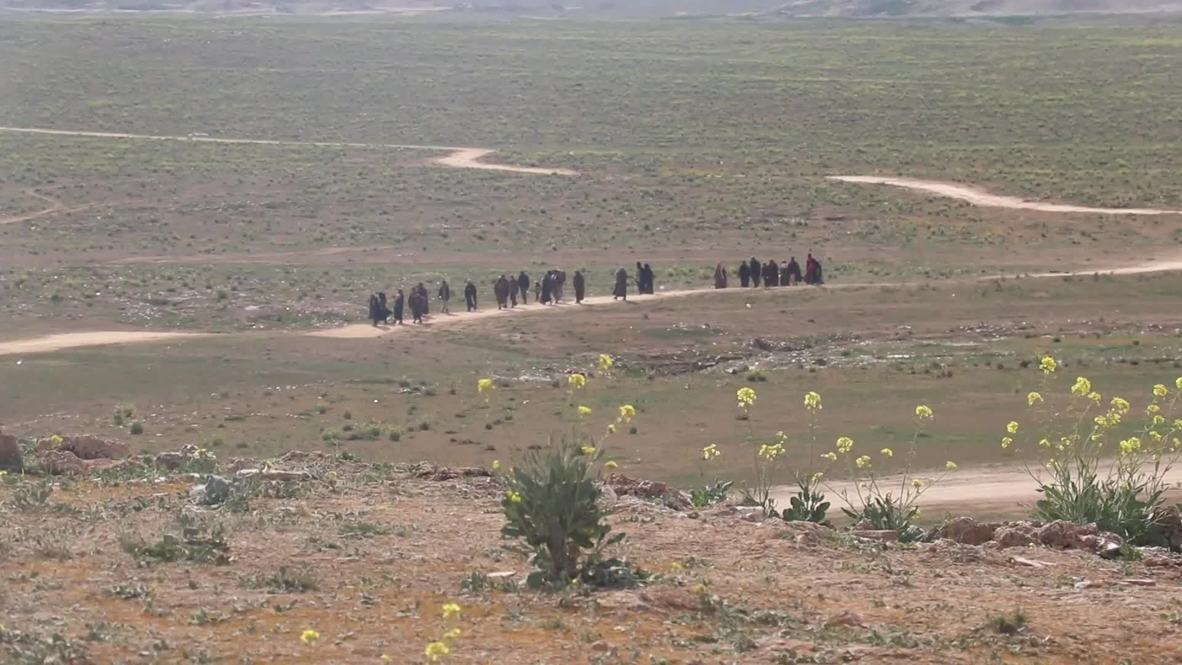 Siria: los civiles huyen del último enclave de Estado Islámico en Deir ez-Zor