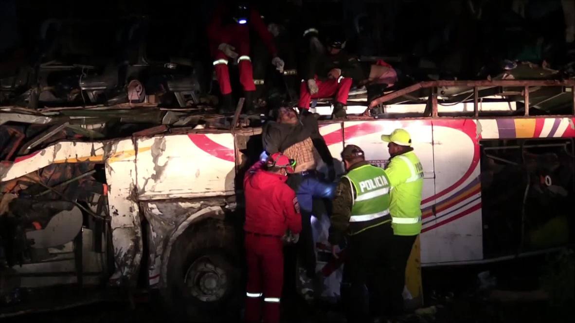 Bolivia: At least 24 people killed after head-on bus collision *GRAPHIC*