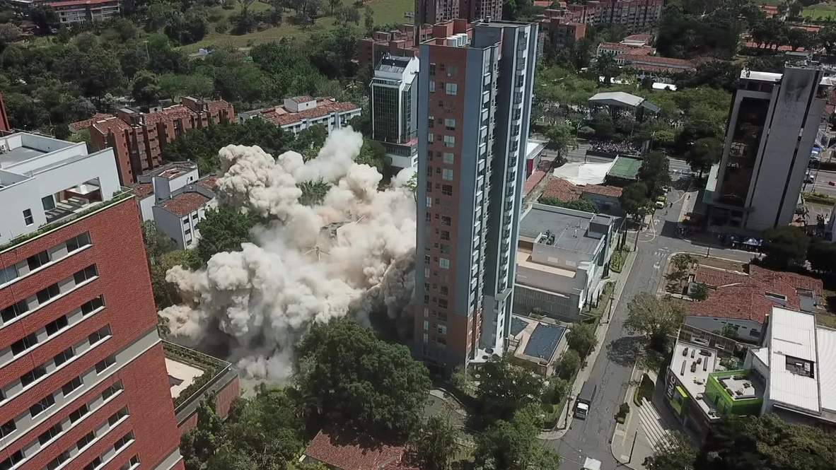 Colombia: Authorities demolish Pablo Escobar’s former home in Medellin