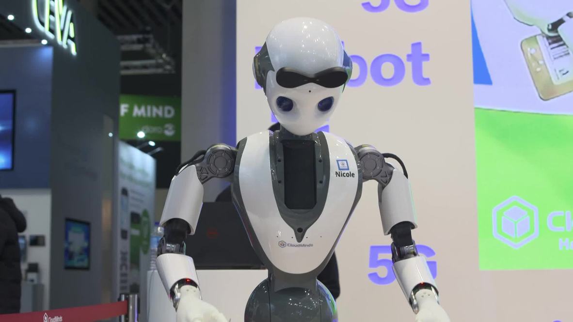 Spain: Needle-threading robots take the MWC stage in Barcelona