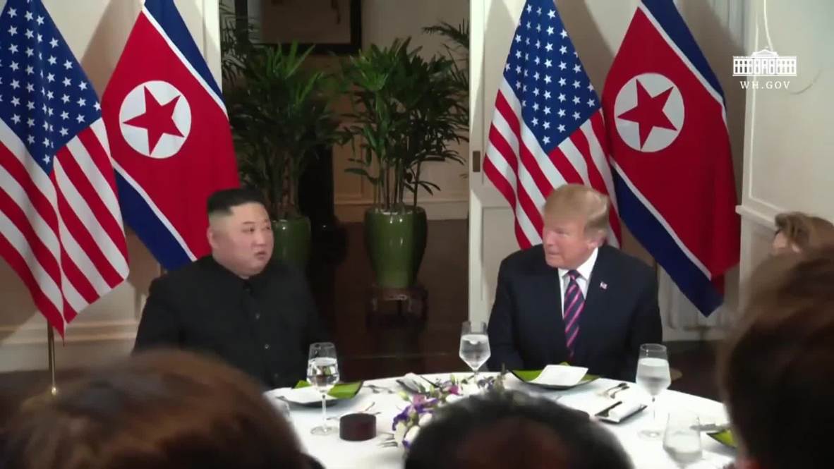 Vietnam: Trump y Kim Jong-un se sientan a cenar en Hanoi