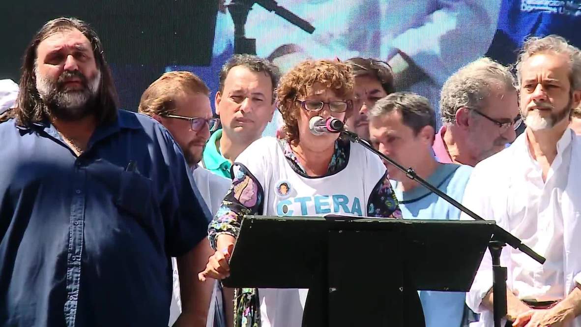 Argentina: School year start delayed by teachers' strike