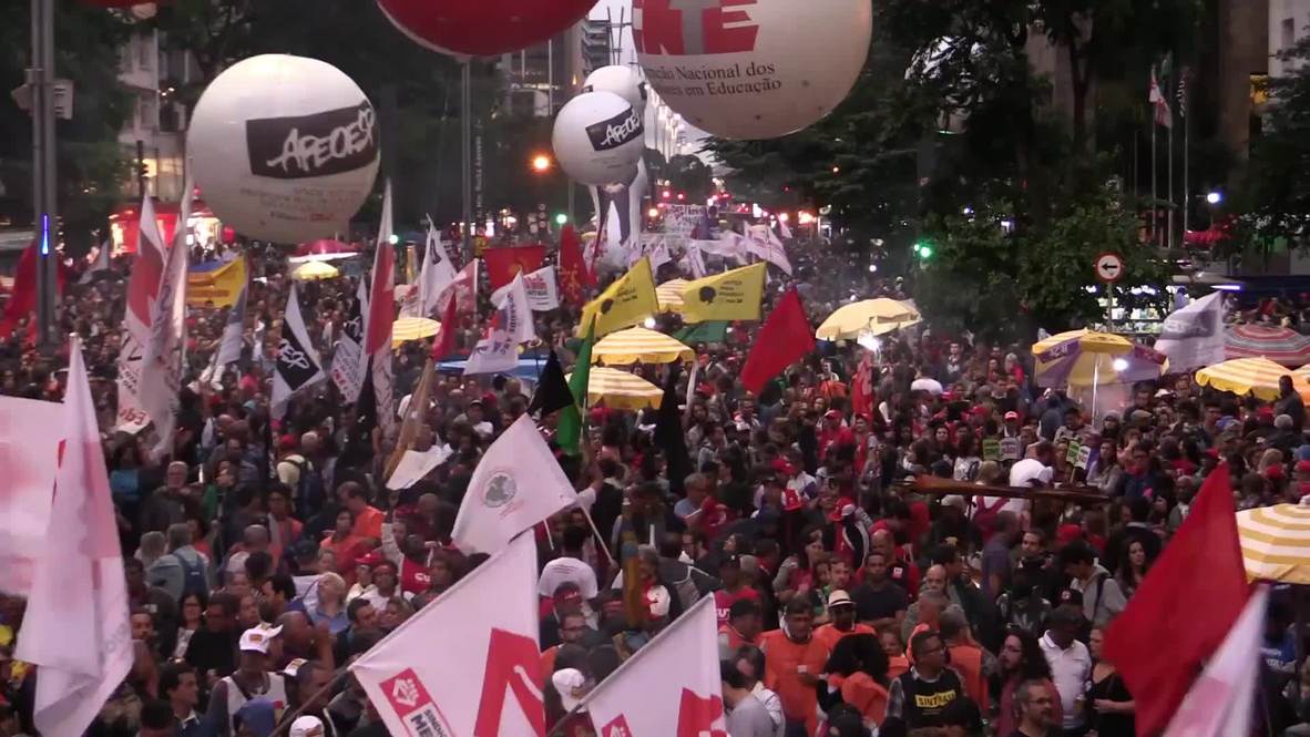 Brasil: Miles de personas protestan en Sao Paulo contra la reforma de pensiones de Bolsonaro